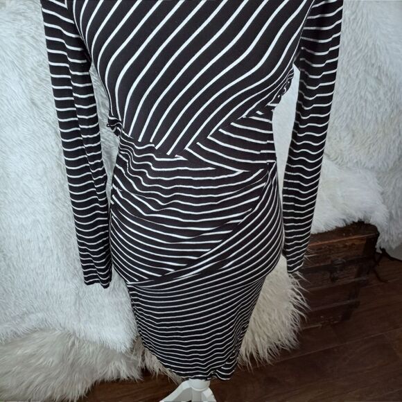 MOTHERHOOD MATERNITY BLACK & WHITE STRIPE DRESS SZ.S EUC - Picture 4 of 9